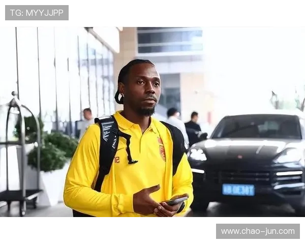 小黑人足球明星的成长故事与梦想追逐之路